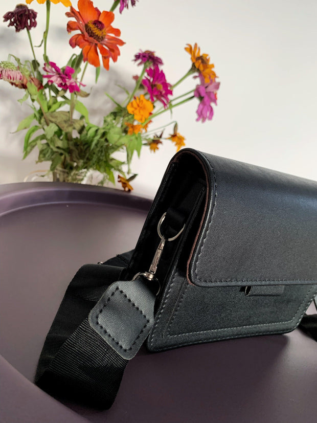 Geanta neagra Carolina