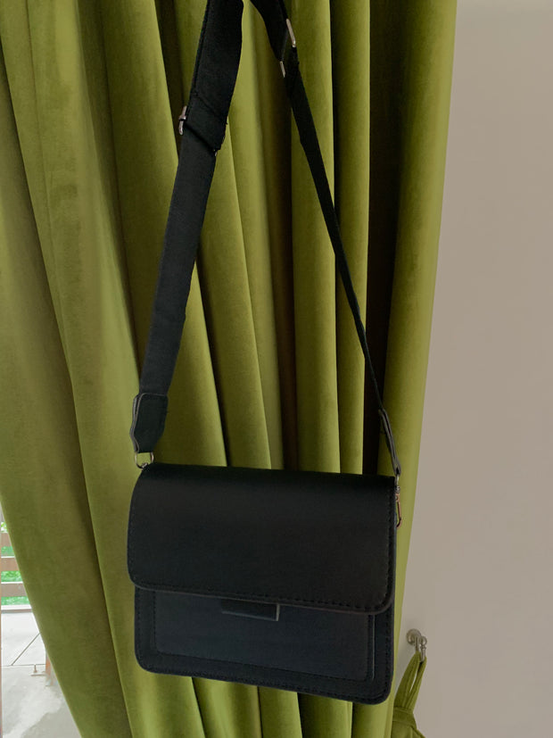 Geanta neagra Carolina